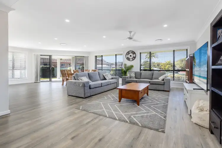 15 Jade Place