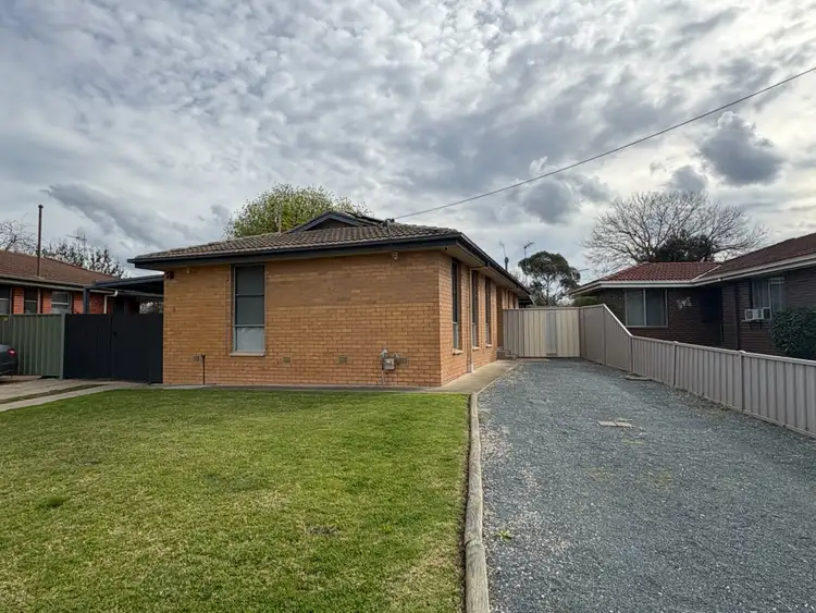 6 Sunbury Road