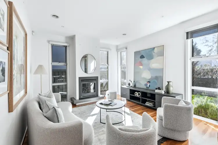 23 Sunset Drive
