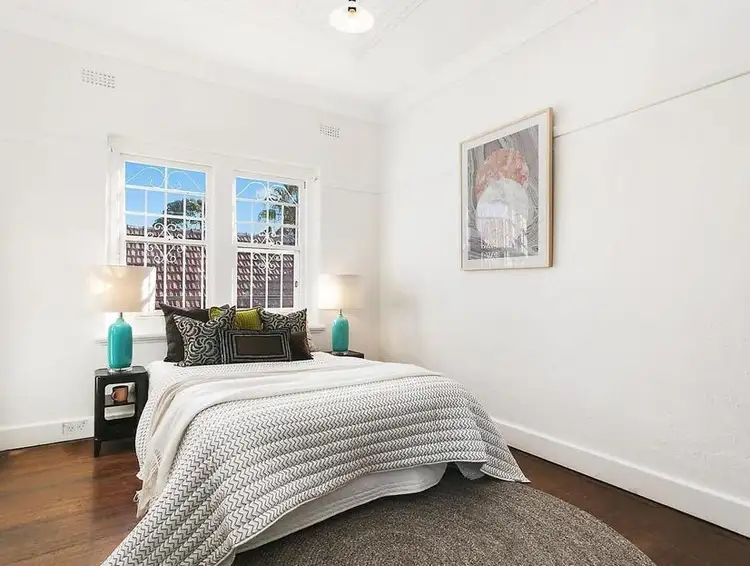30A Mitford Street
