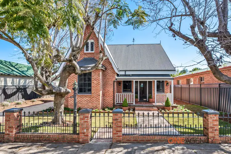 3 Valencia Street