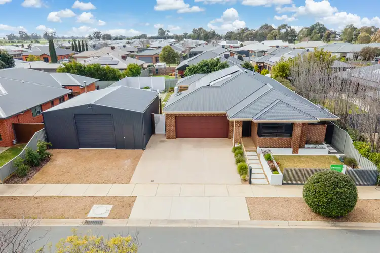 4 Birkdale Square