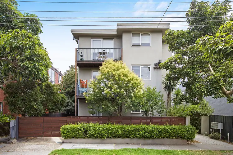32 Davison Street