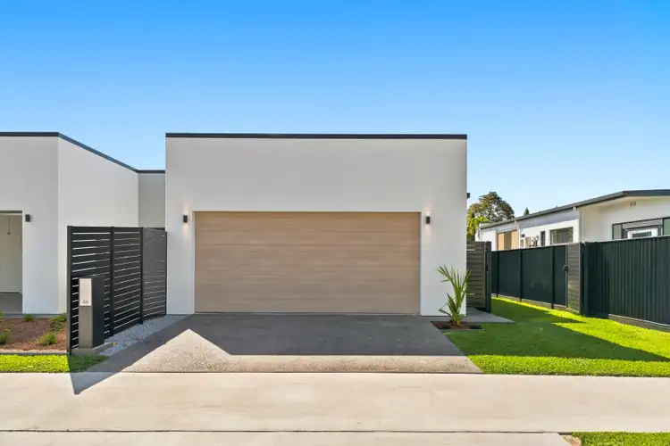 16 Macdonnell Street
