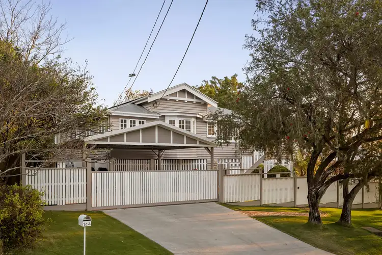 144 Mccaul Street