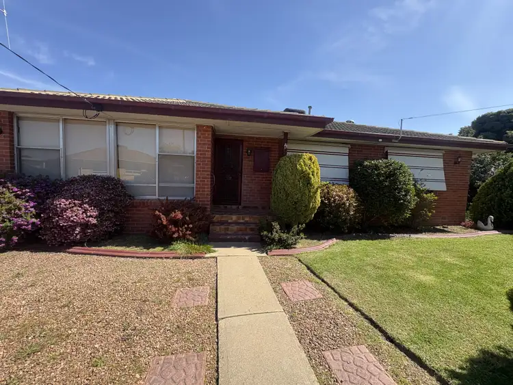 32 Morrish Road