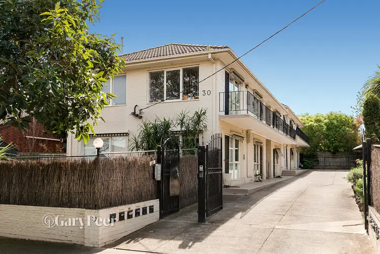 30 Walsh Street