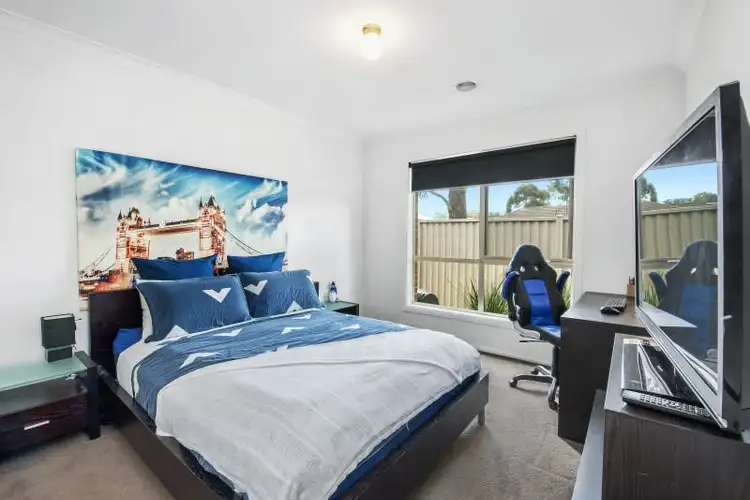 Second view of Homely townhouse listing, 4/104 Whitehorse Road, Mount Clear VIC 3350