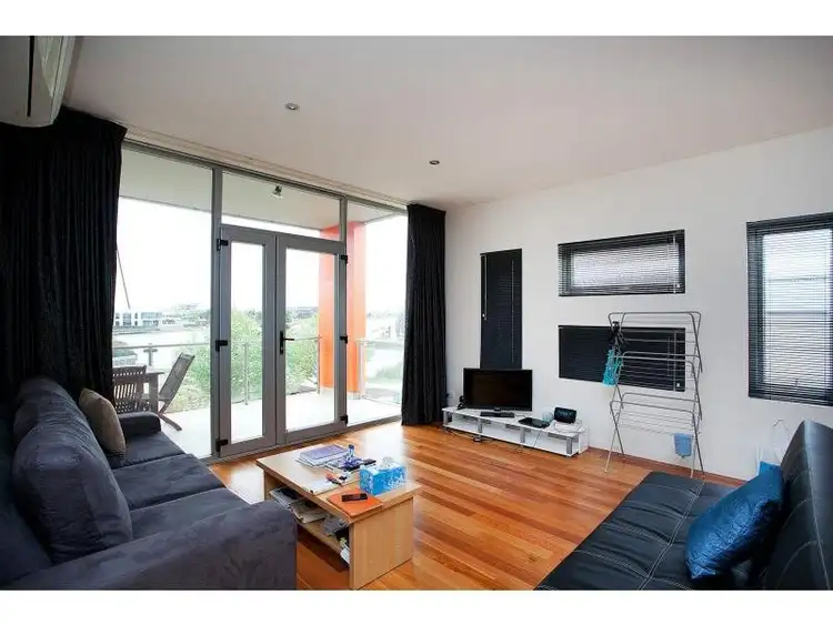 Fourth view of Homely unit listing, 10/2 The Esplanade, Caroline Springs VIC 3023