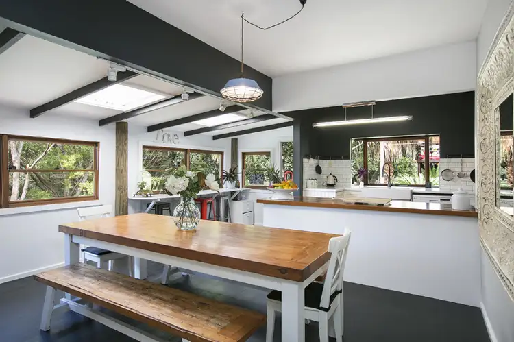 4 Coast Street, Thirroul NSW 2515