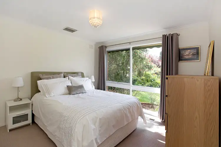 Fifth view of Homely house listing, 2 Ashcombe Drive, Ringwood VIC 3134