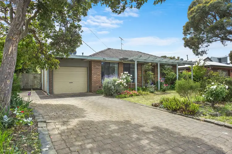 15 Heath Close, Ocean Grove VIC 3226