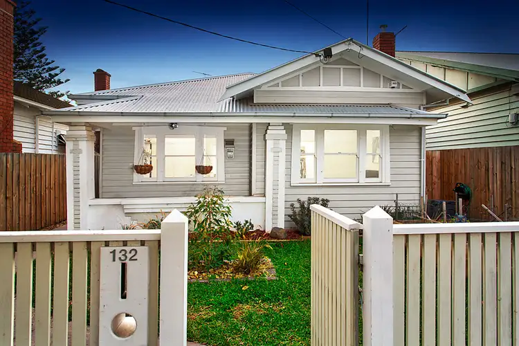 132 Coronation Street, Kingsville VIC 3012