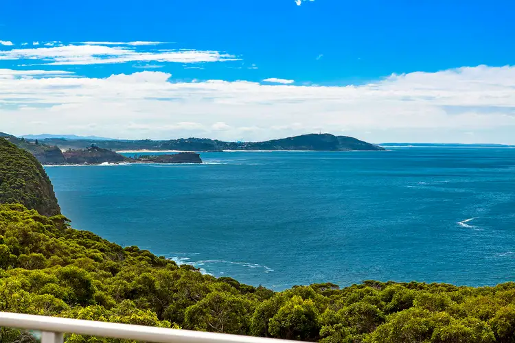 99 Del Monte Place, Copacabana NSW 2251