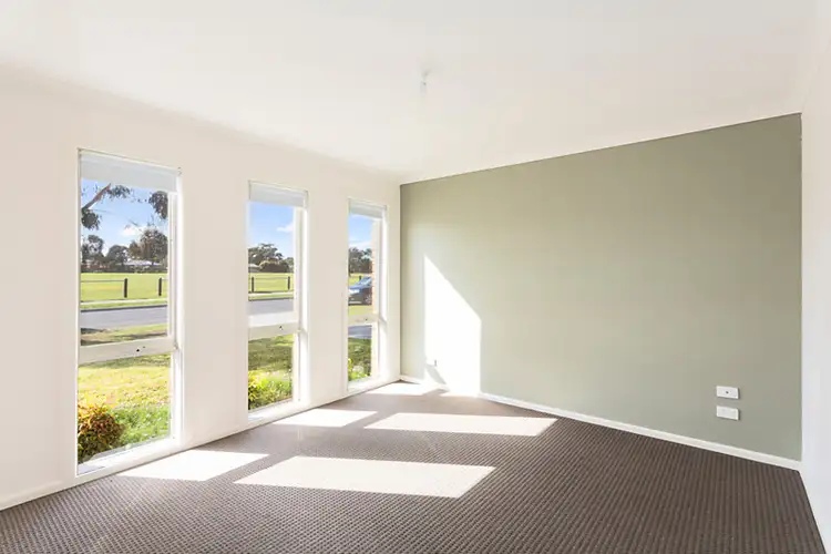 Fourth view of Homely house listing, 43 Calais Circuit, Cranbourne West VIC 3977