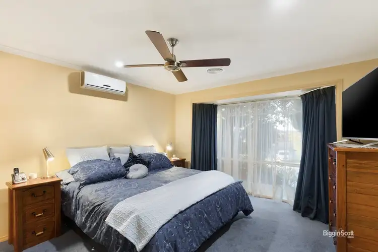 Sixth view of Homely house listing, 4 Carlingford Close, Rowville VIC 3178
