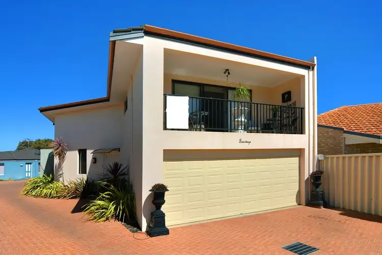 1/6 Kendle Close, Pelican Point WA 6230