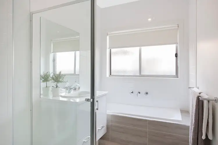 Fifth view of Homely house listing, 2/83 Derrick Street, Lalor VIC 3075