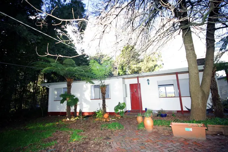 14 Johnson Street, Avonsleigh VIC 3782