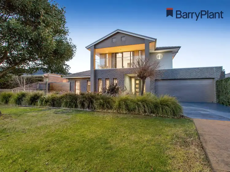 24 Windmill Parade, Mount Martha VIC 3934