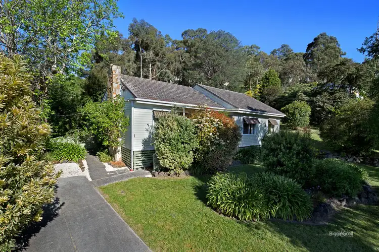 1 Finmere Crescent, Upper Ferntree Gully VIC 3156