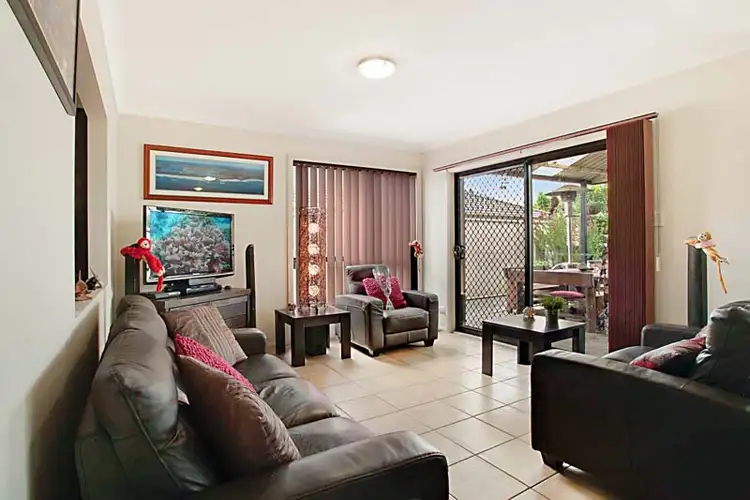 Sixth view of Homely house listing, 10 Barlow Place, Horningsea Park NSW 2171