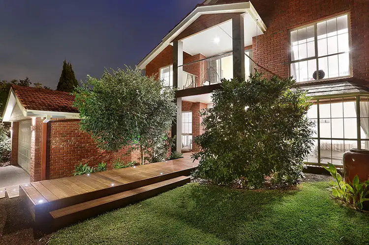 28 Kramer Drive, Berwick VIC 3806