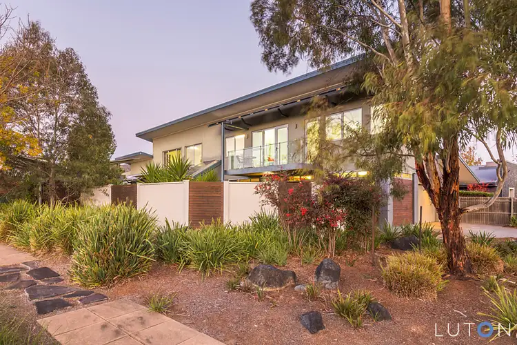 9 Roma Mitchell Crescent, Watson ACT 2602