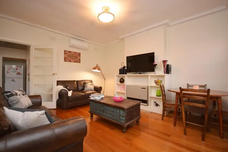 16 Hotham Grove