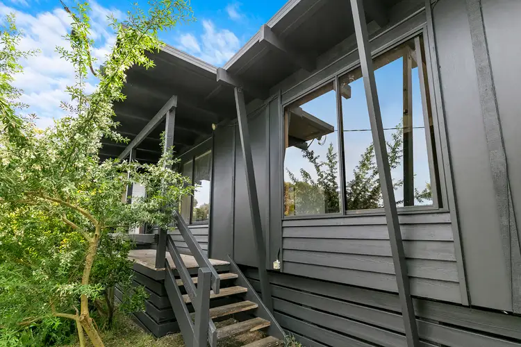 10 Philip Street, Aireys Inlet VIC 3231