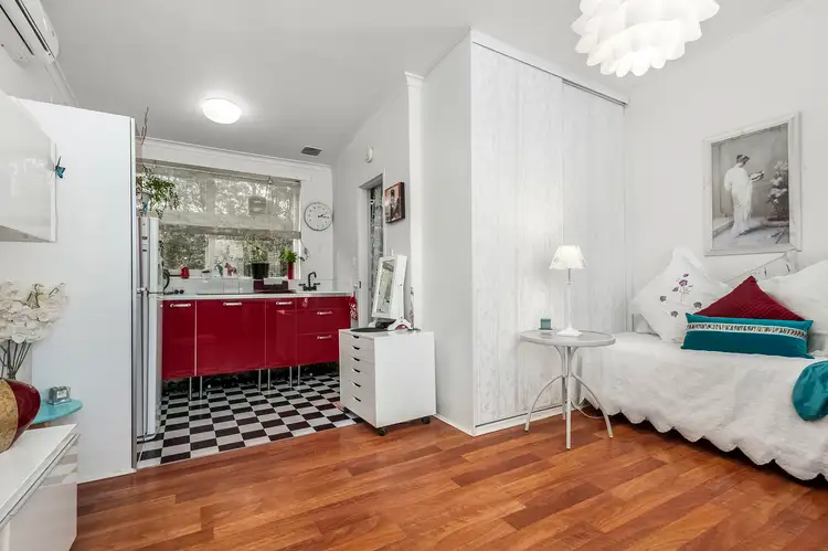 Fourth view of Homely studio listing, 25/4 Wando Grove, St Kilda East VIC 3183