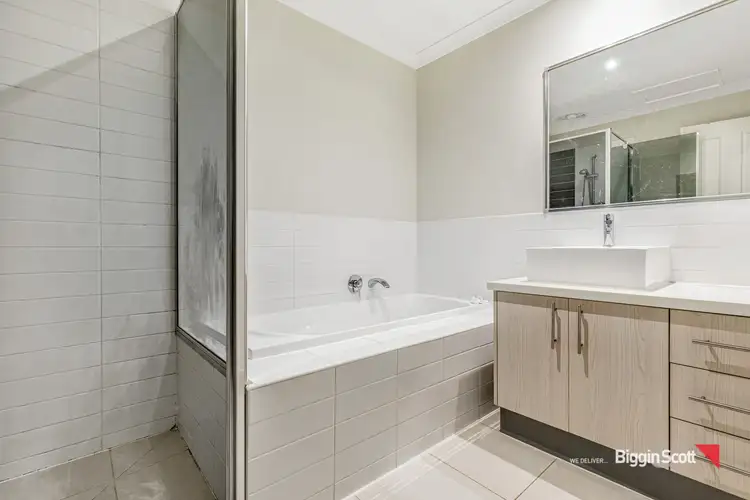 Seventh view of Homely townhouse listing, 15 Winnunga Road, Cairnlea VIC 3023