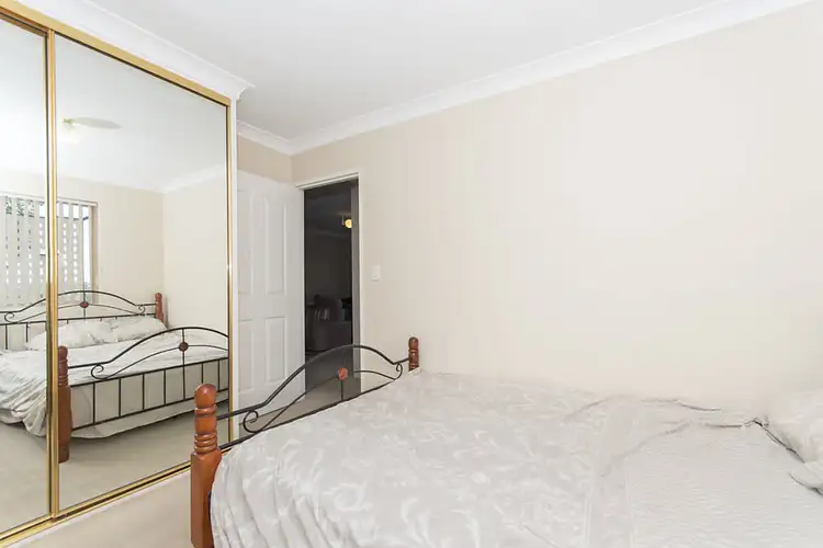 Sixth view of Homely apartment listing, 5/72 Mitre Street, St Lucia QLD 4067