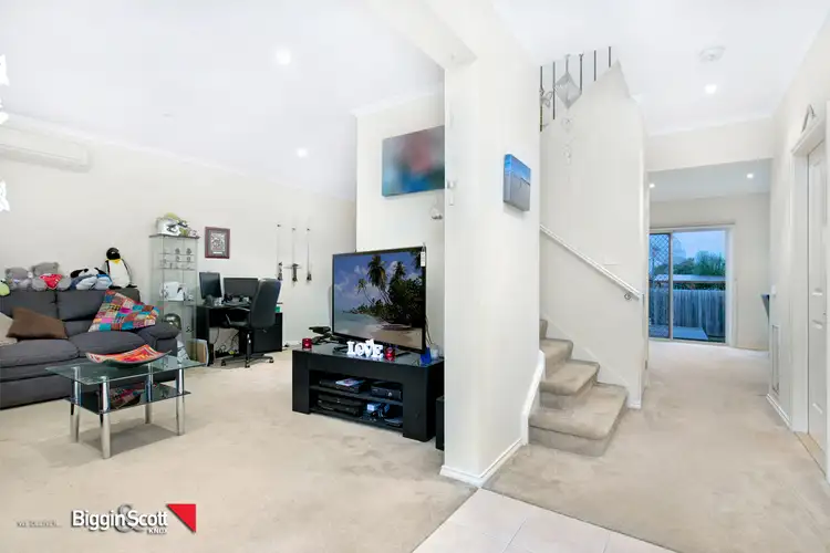 Fifth view of Homely unit listing, 3 Cardwell Court, Ferntree Gully VIC 3156
