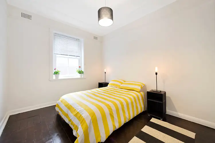 Third view of Homely apartment listing, 2/4 Eustace Street, Manly NSW 2095