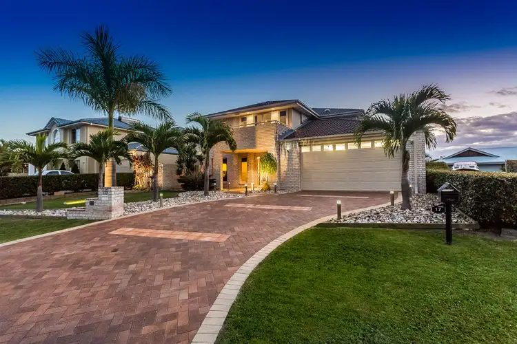 15 Kristen Court, Redcliffe QLD 4020