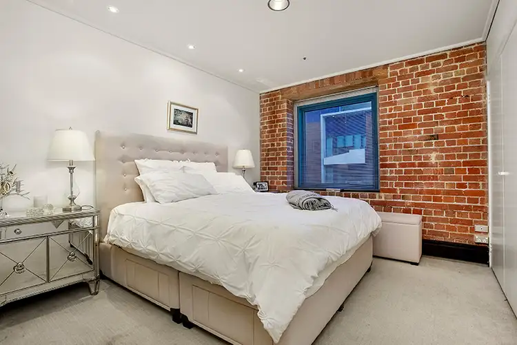 Fifth view of Homely apartment listing, 5A/9 Beach Street, Port Melbourne VIC 3207
