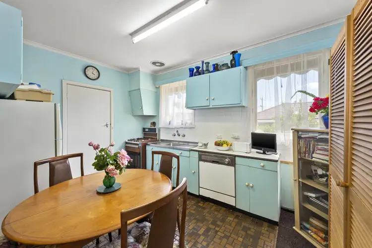 Fourth view of Homely house listing, 2 Lynne Street, Donvale VIC 3111