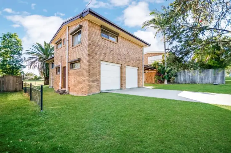 1/2 Glenray Avenue, Caloundra QLD 4551