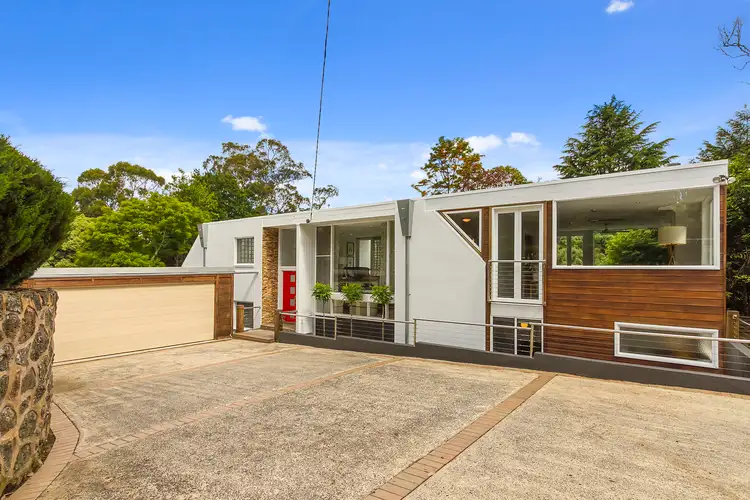 17 Steel Road, Emerald VIC 3782