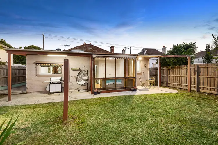 3 Wattletree Road, Armadale VIC 3143