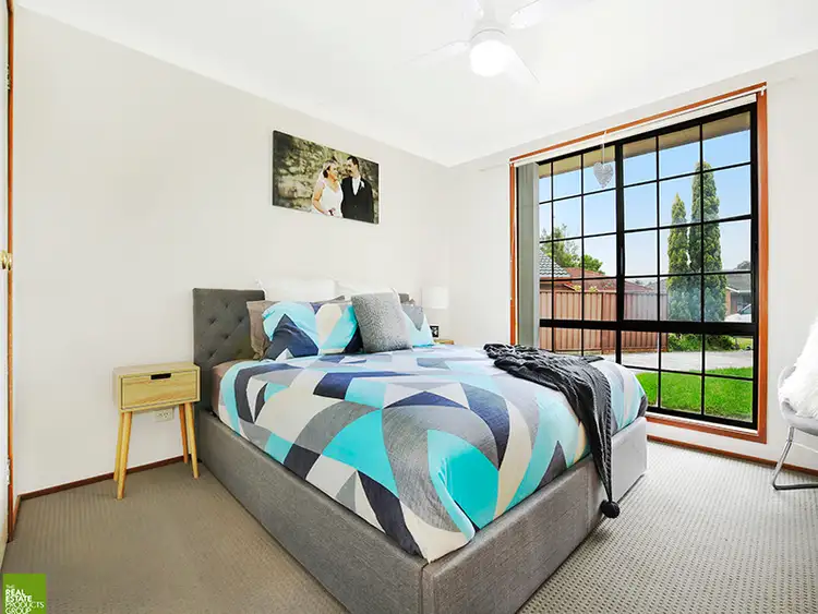 Fifth view of Homely house listing, 17 Oakhurst Close, Avondale NSW 2530