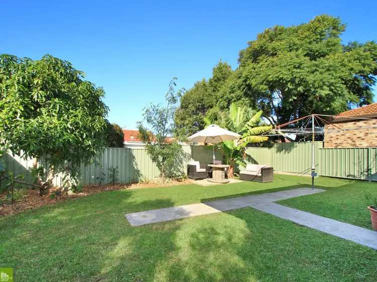 Fourth view of Homely apartment listing, 2/1 Ira Avenue, Fairy Meadow NSW 2519