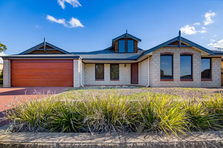 9 Possum Way, College Grove WA 6230
