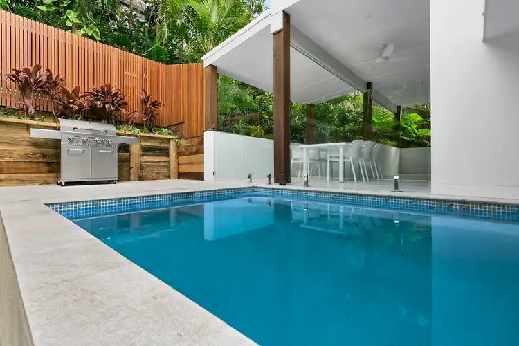 2/9 Duke Street, Sunshine Beach QLD 4567