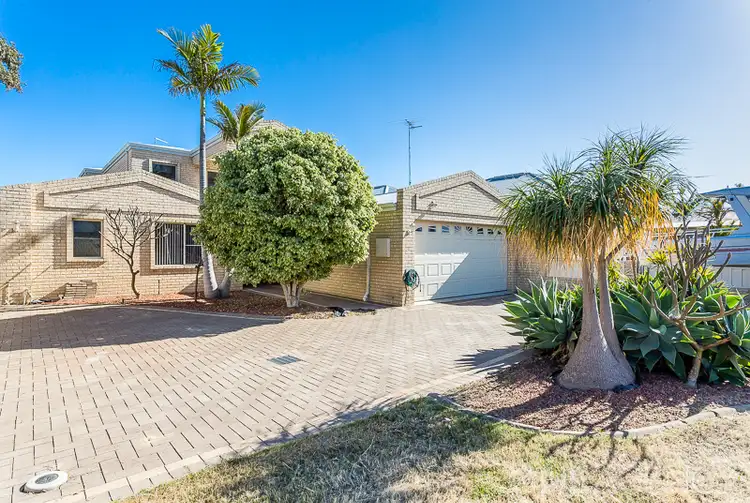 1 Tanderra Place, South Yunderup WA 6208