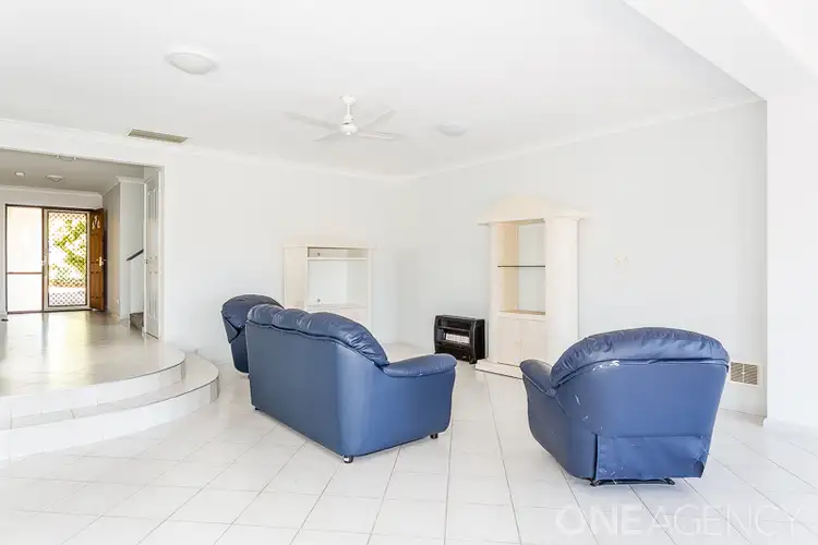 Sixth view of Homely house listing, 1 Tanderra Place, South Yunderup WA 6208