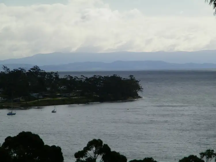 76 Lagoon Road, White Beach TAS 7184