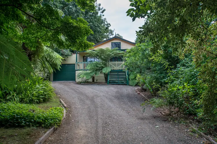 18 Murray Road, The Patch VIC 3792