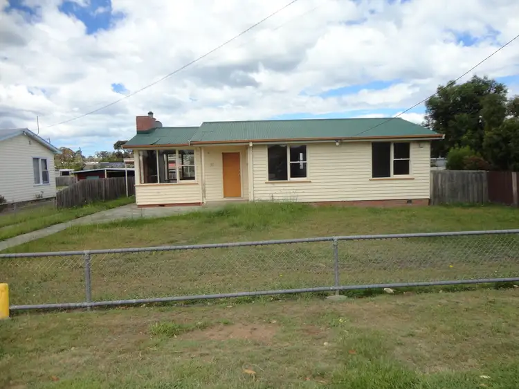 30 Vicary Street, Triabunna TAS 7190